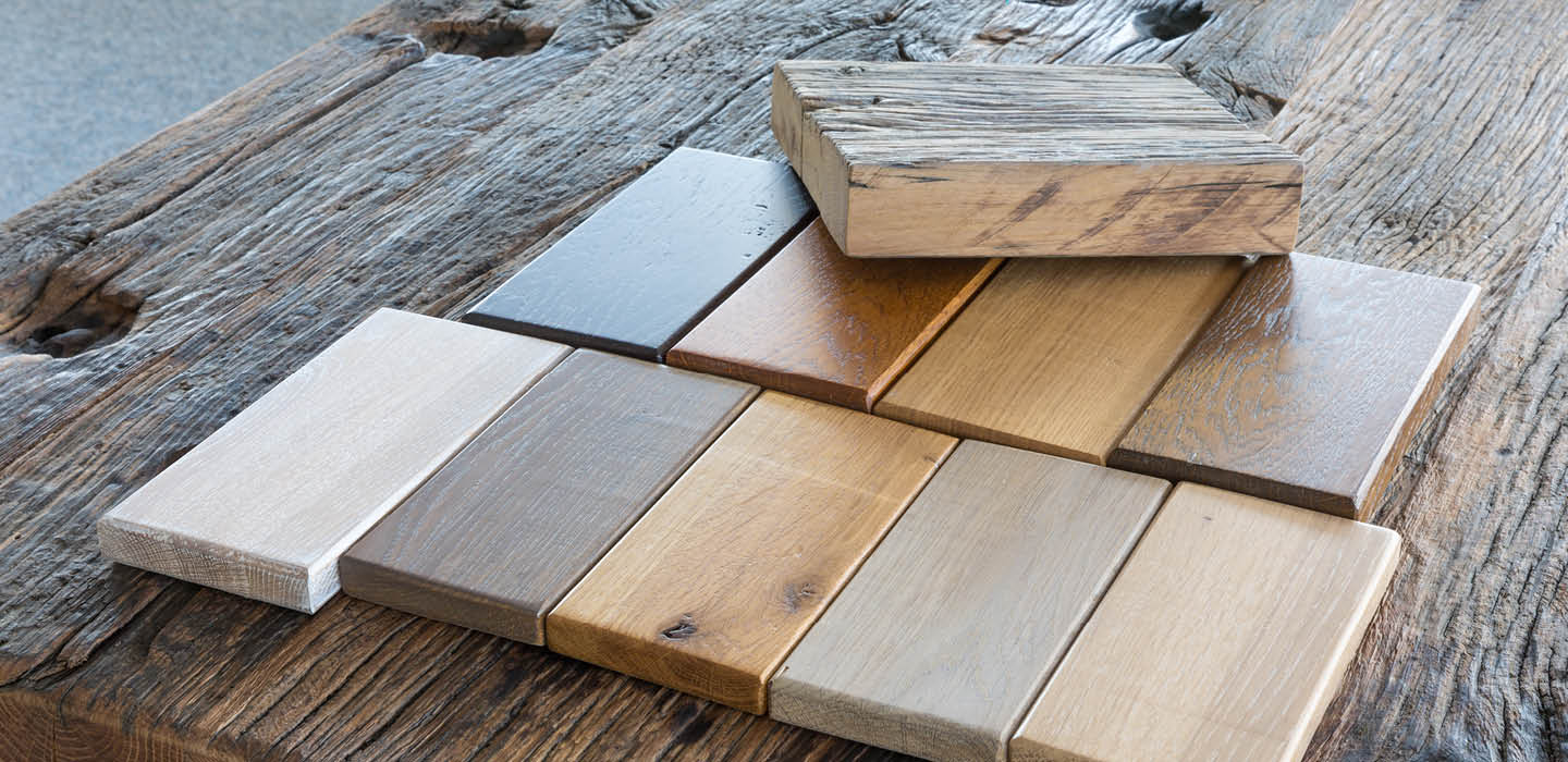 Ahornholz Bambusholz Birkenholz Buchenholz Douglasienholz Eibenholz Eichenholz Erlenholz Eschenholz Fichtenholz Jatobaholz Kiefernholz Kirschbaumholz Mahagoniholz Merbauholz Nussbaumholz Palisanderholz Teakholz Ulmenholz Walnussholz Wengeholz Zirbelkiefer